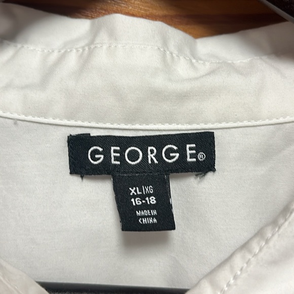 George women’s XL 16-18 white button down shirt - Picture 3 of 5